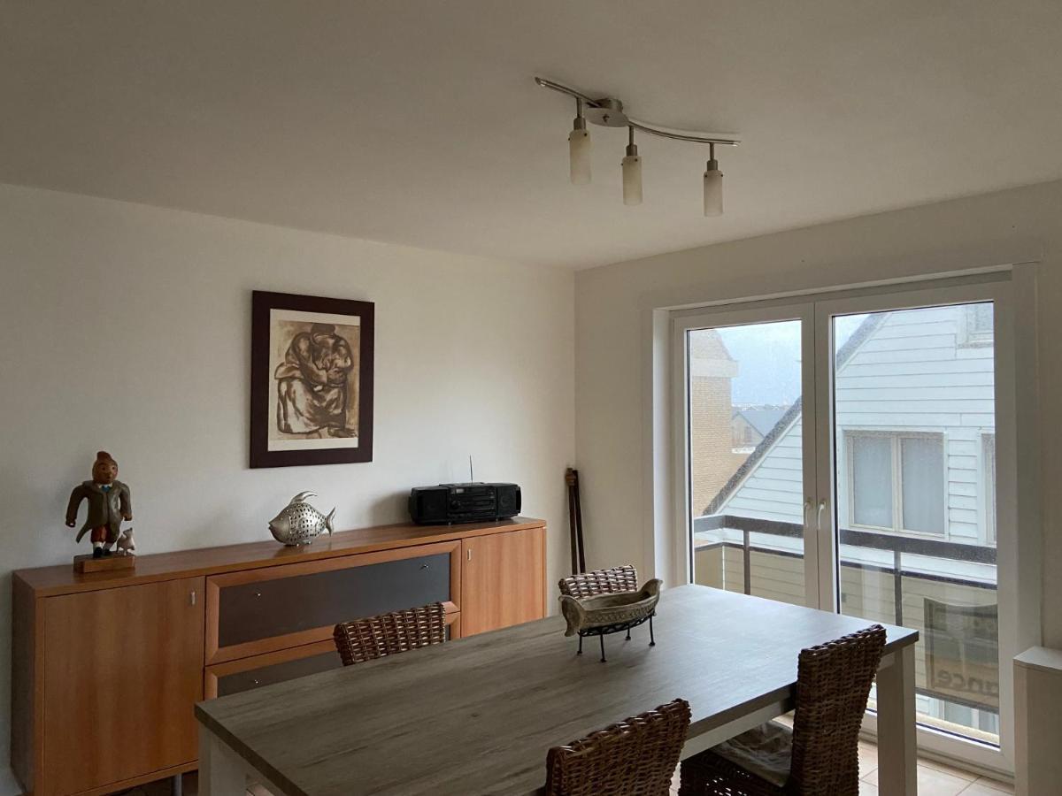Ruim Zonnig Appartement Op 50M Van Strand Οστένδη Εξωτερικό φωτογραφία